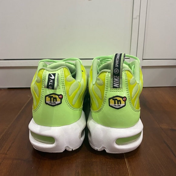 Nike Air Max Plus “Lime Blast” - Picture 3 of 5